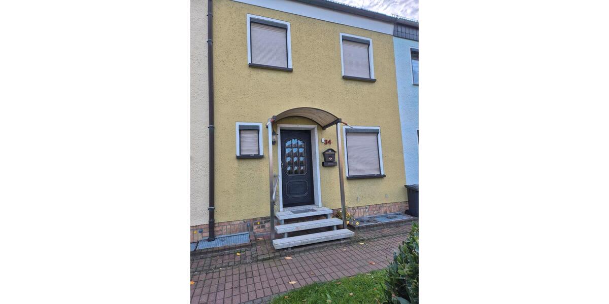 Reihenhaus Calbe (Saale) - 4 Zimmer, 75 m&sup2;, 74.500&euro; | Angebot:25539661