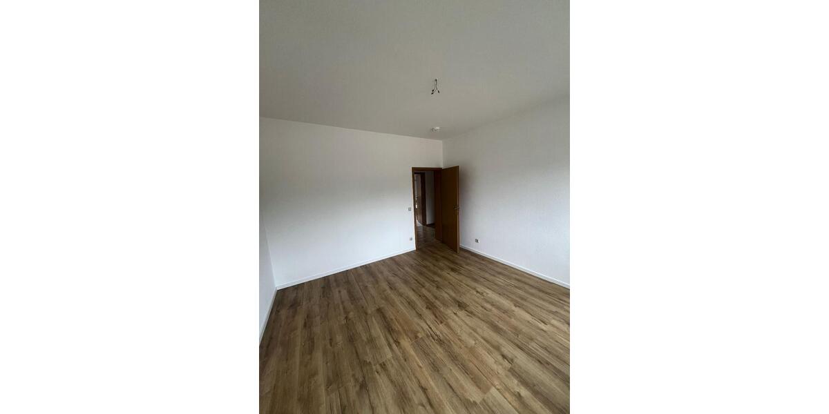 Erdgeschoßwohnung Schönebeck (Elbe) - 2 Zimmer, 60 m&sup2;, 370&euro; | Angebot:26334843