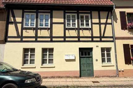Haus Haldensleben - 6 Zimmer, 138 m&sup2;, 220.000&euro; | Angebot:27199339