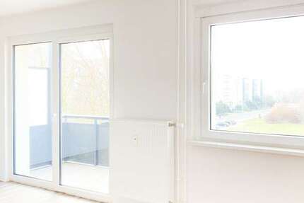 Wohnung zum Mieten in Oschersleben 330 € 55 m² 2 zimmer