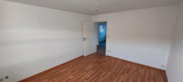 Dachgeschoßwohnung Magdeburg Beyendorf-Sohlen - 2 Zimmer, 50 m&sup2;, 290&euro; | Angebot:24479515
