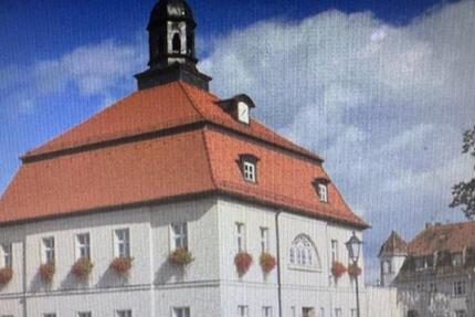 Wohnung Geschäft & Garten in Loburg ZU VERMIETEN. 5 zimmer