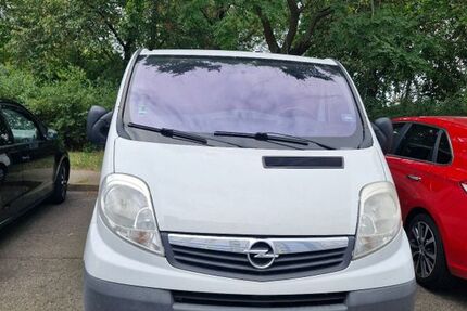 Opel Vivaro 306.000 km 5.600 &euro; Magdeburg 39126