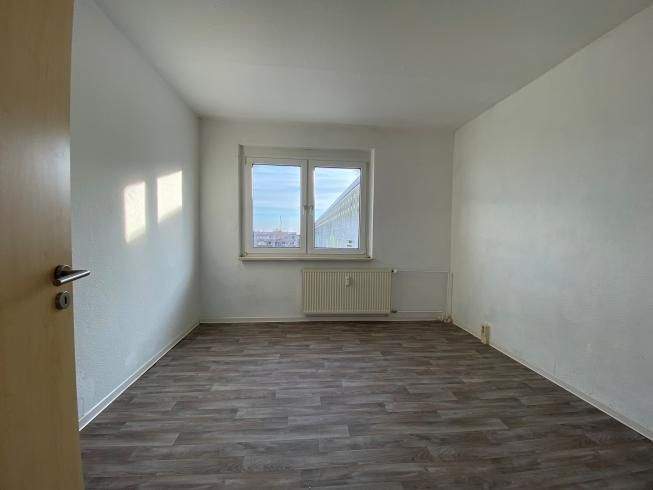 Etagenwohnung Oschersleben - 4 Zimmer, 76 m&sup2;, 369&euro; | Angebot:25362015
