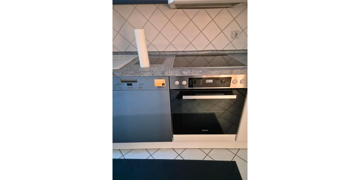 Hochparterre Magdeburg Nordwest - 4 Zimmer, 105 m&sup2;, 1.450&euro; | Angebot:27628245