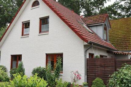 Niedliche Doppelhaushälfte mit kleinem Garten in gehobener Bestlage!