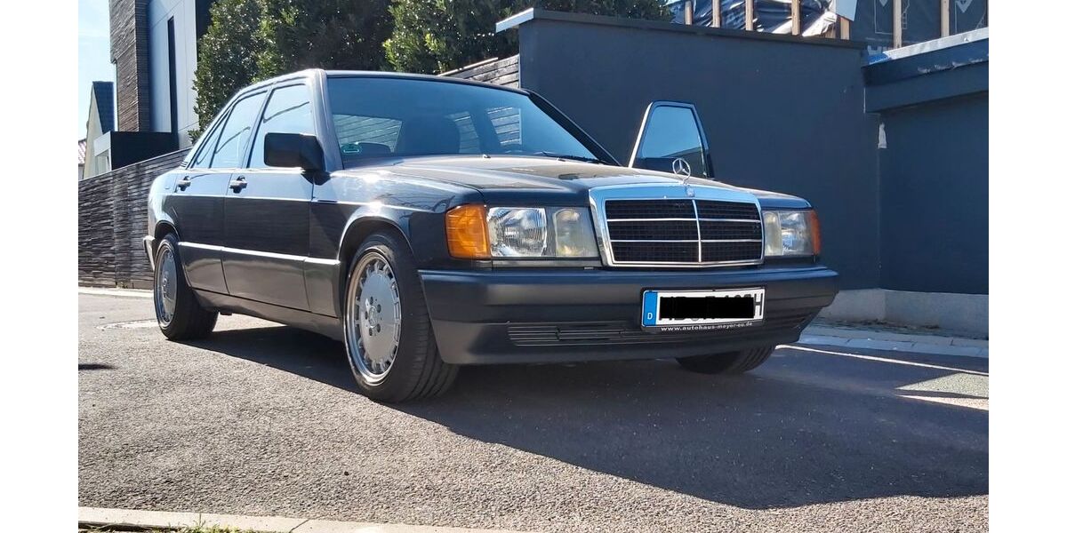 Mercedes-Benz 190 255.260 km 6.995 € Magdeburg 39130