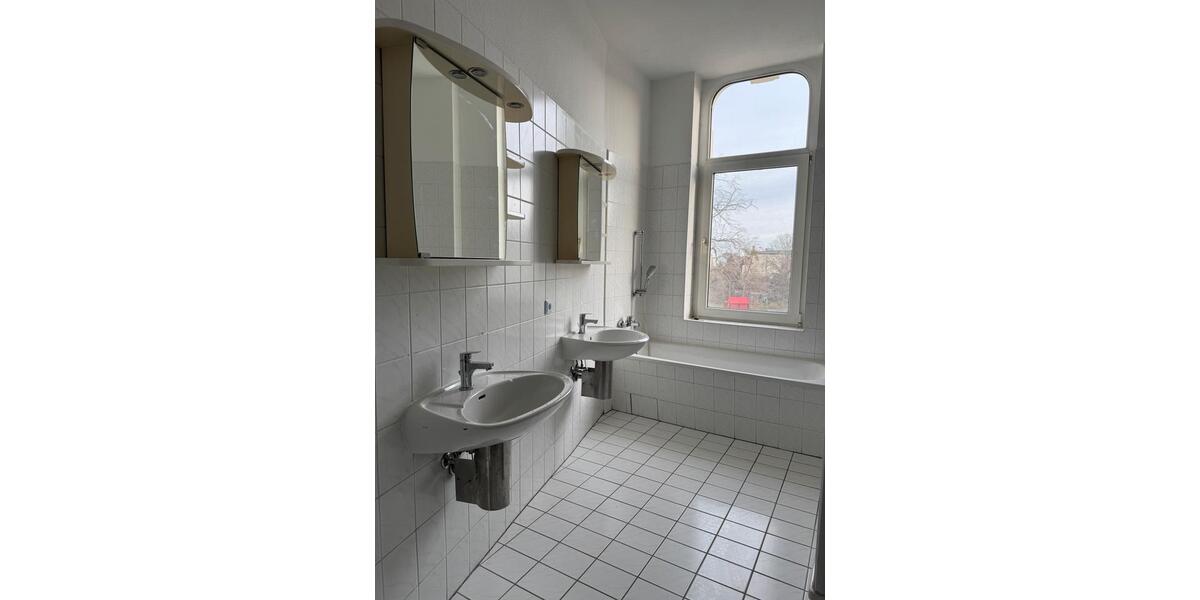 Etagenwohnung Magdeburg Alte Neustadt - 4 Zimmer, 133 m&sup2;, 900&euro; | Angebot:24534657