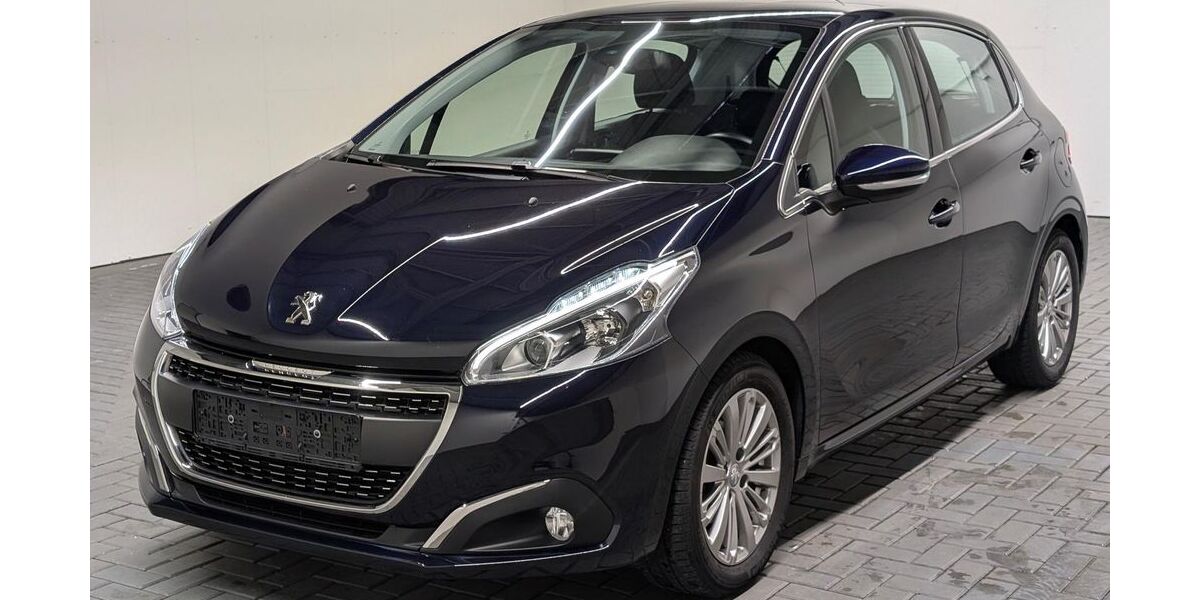 Peugeot 208 31.360 km 10.980 &euro; Langenweddingen 39171