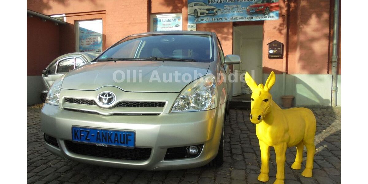 Toyota Corolla Verso 157.000 km 5.000 &euro; Magdeburg 39124