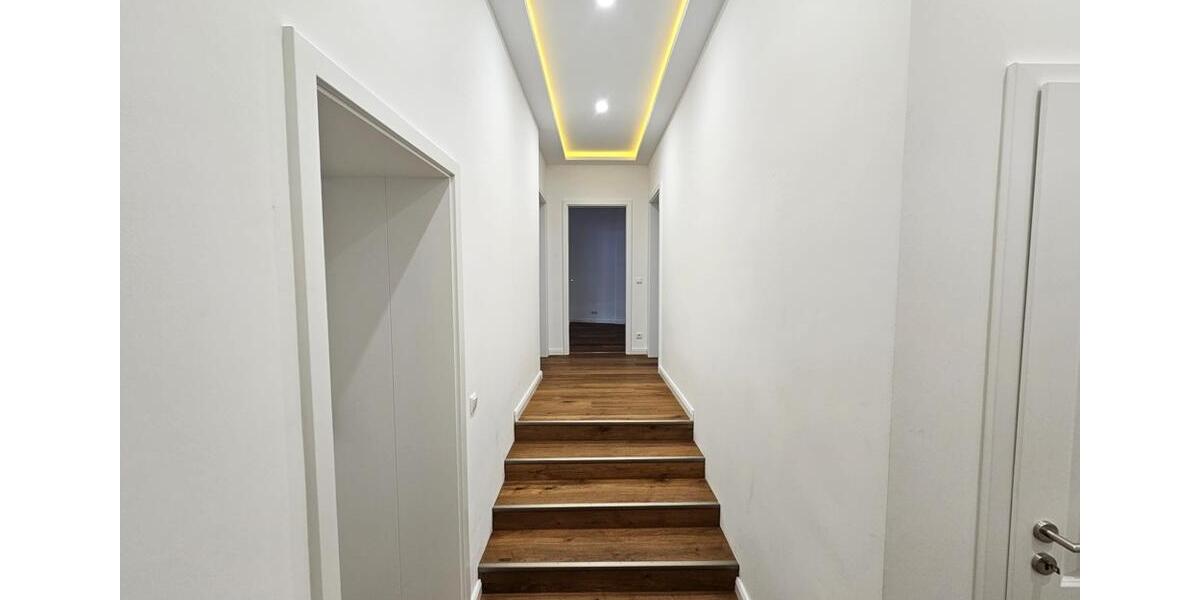 Erdgeschoßwohnung Magdeburg Alte Neustadt - 3.5 Zimmer, 108 m&sup2;, 930&euro; | Angebot:25442023