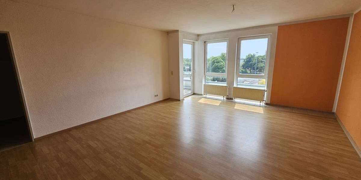 Etagenwohnung Schönebeck (Elbe) Altstadt - 2 Zimmer, 72 m&sup2;, 548&euro; | Angebot:26577045