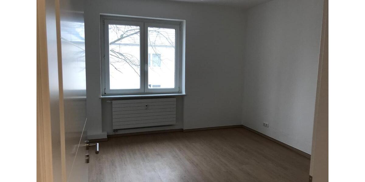 Etagenwohnung Magdeburg Nordwest - 3 Zimmer, 87 m&sup2;, 957&euro; | Angebot:26676921