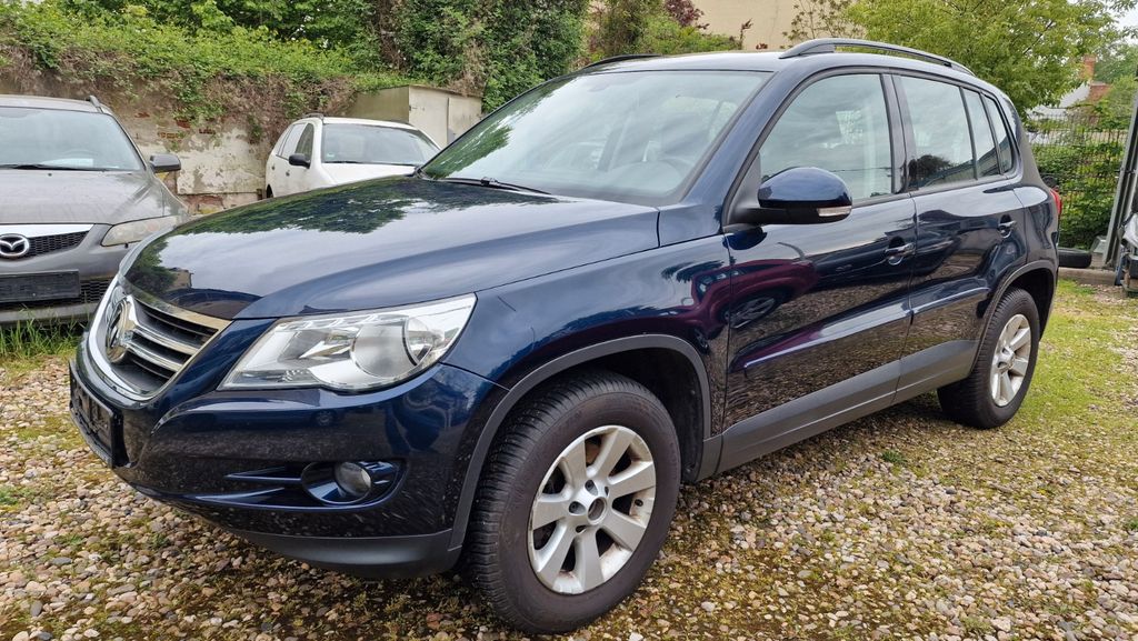 VW Tiguan 141.301 km 6.990 &euro; Magdeburg 39106