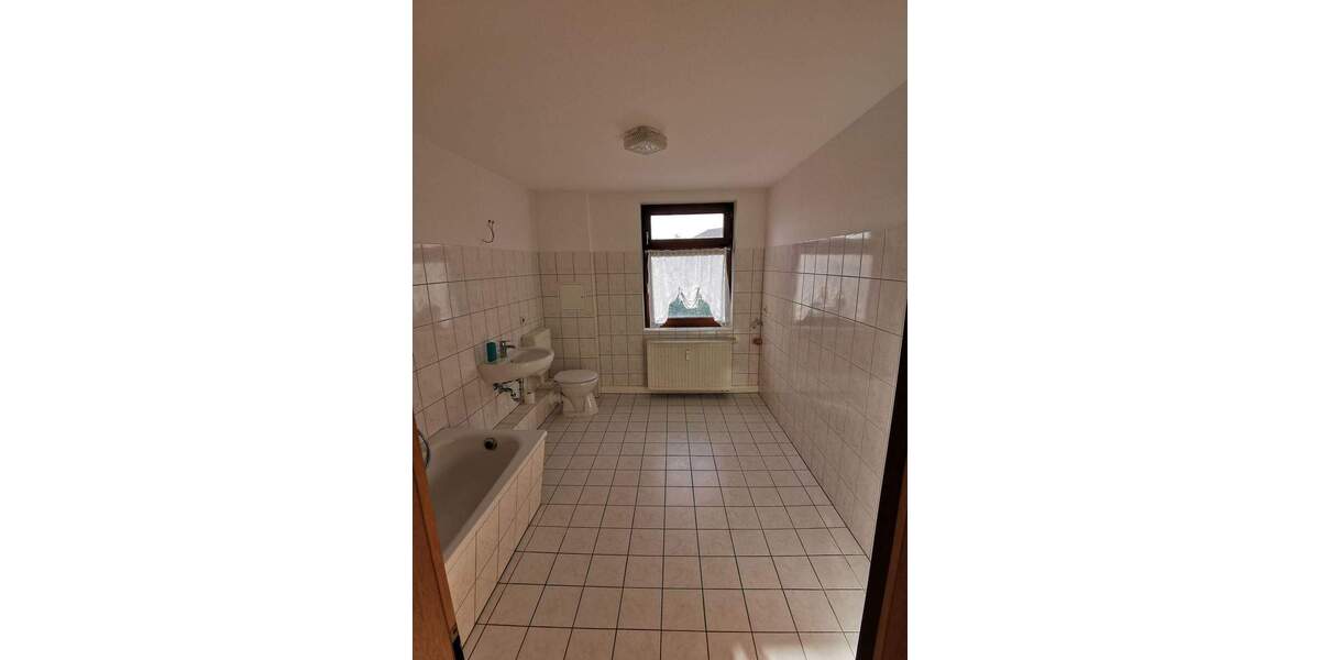 Etagenwohnung Schönebeck (Elbe) Schönebeck - 3 Zimmer, 90 m&sup2;, 450&euro; | Angebot:25732627