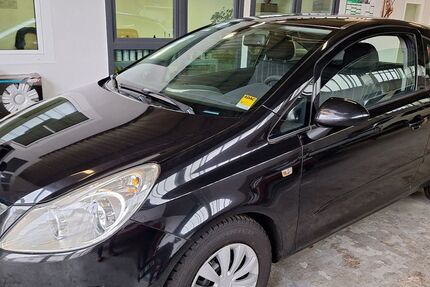 Opel Corsa 176.257 km 1.790 &euro; Oschersleben 39387