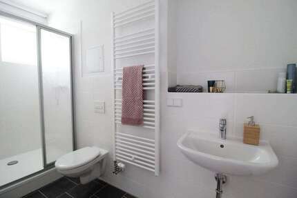 Wohnung zum Mieten in Magdeburg 425,46 € 60.78 m² 3 zimmer