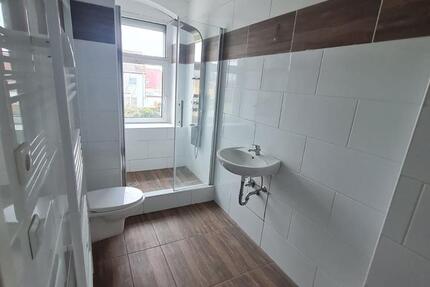 Wohnung Schönebeck (Elbe) - 5 Zimmer, 120 m&sup2;, 800&euro; | Angebot:25304903