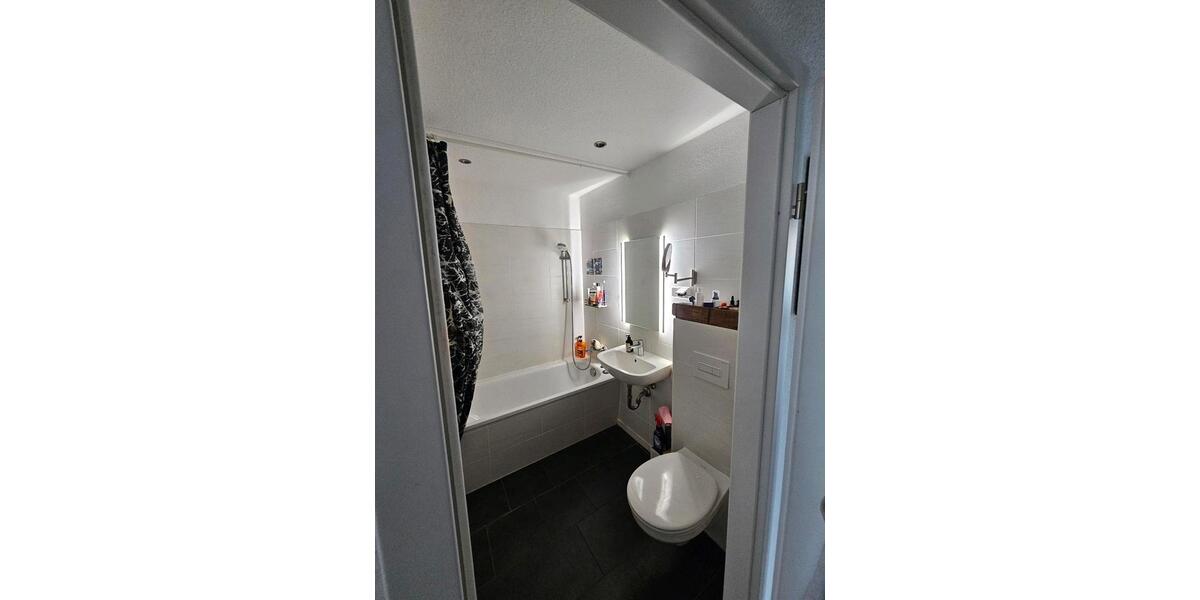 Etagenwohnung Magdeburg Großer Silberberg - 1.5 Zimmer, 57 m&sup2;, 558&euro; | Angebot:26446337