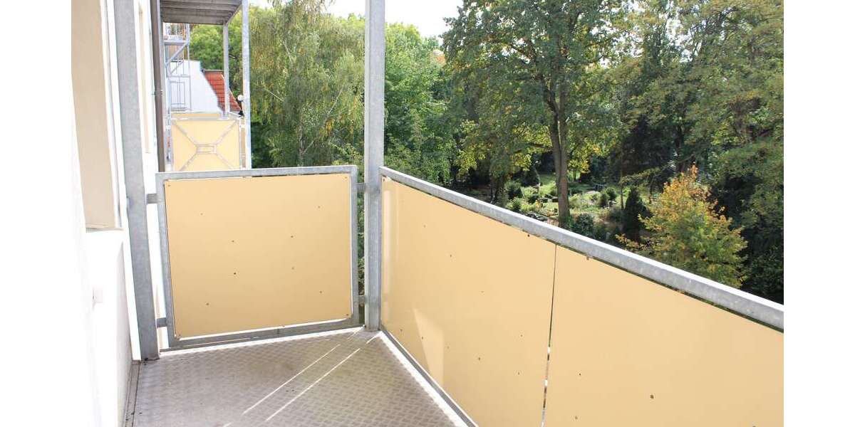 renovierte 3 Zimmer-Wohnung ***Einbauküche möglich*** mit Balkon - Appartement Magdeburg Sudenburg | Angebot:11013010