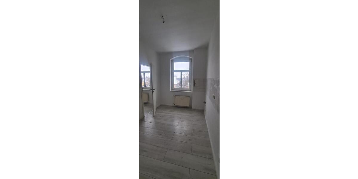 Dachgeschoßwohnung Magdeburg Beyendorf-Sohlen - 4 Zimmer, 96 m&sup2;, 595&euro; | Angebot:25882965