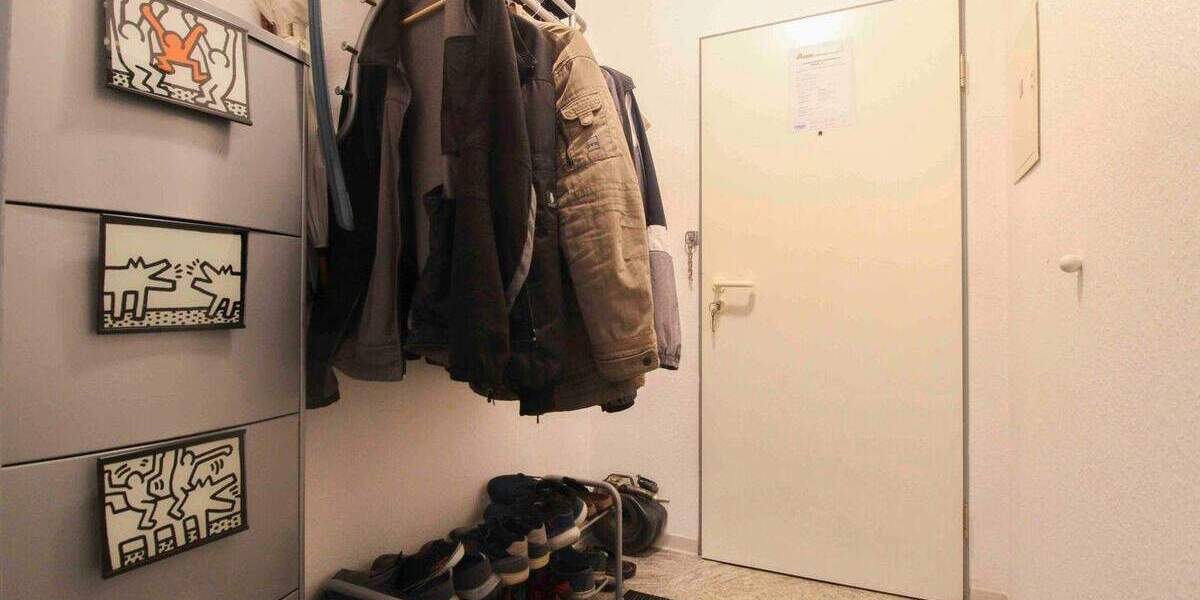 Etagenwohnung Magdeburg Neue Neustadt - 2 Zimmer, 63 m&sup2;, 85.000&euro; | Angebot:25400460