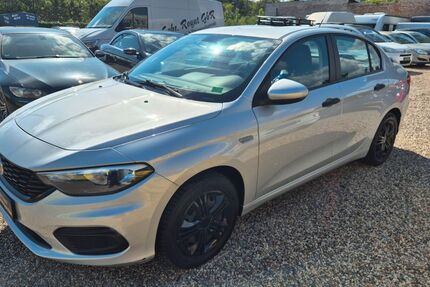 Fiat Tipo 35.200 km 9.900 &euro; Schönebeck 39218