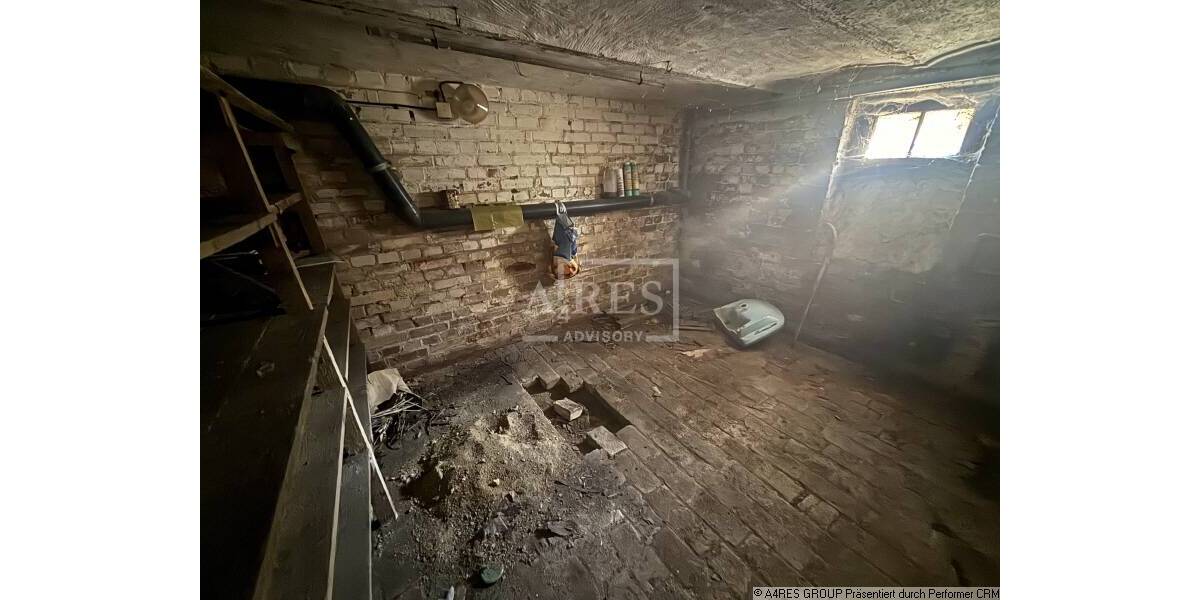 Mehrfamilienhaus, Wohnhaus Hakeborn Hakeborn - 1 Zimmer, 300 m&sup2;, 20.000&euro; | Angebot:25997801