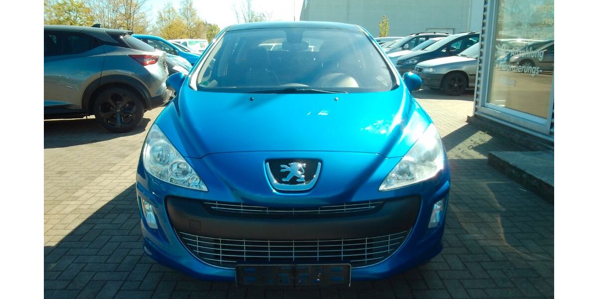 Peugeot 308 171.000 km 1.950 &euro; Magdeburg 39128