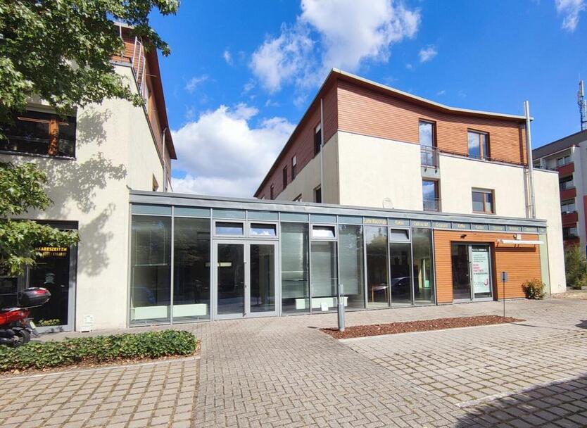 Ihre neue Gewerbeeinheit im grünen Stadtteil Herrenkrug zimmer