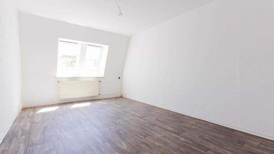 Etagenwohnung Oschersleben (Bode) - 3 Zimmer, 60 m&sup2;, 373&euro; | Angebot:26556583