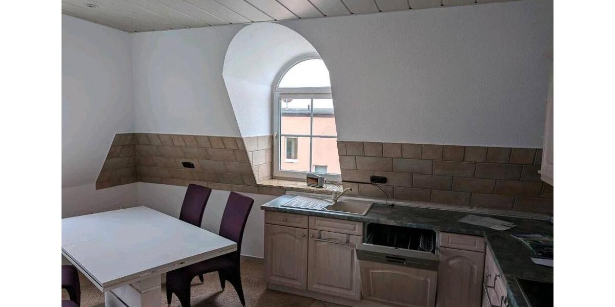 Dachgeschoßwohnung Magdeburg Lemsdorf - 4 Zimmer, 146 m&sup2;, 1.200&euro; | Angebot:26676914