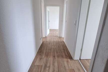 Wohnung Schönebeck Schönebeck-Salzelmen - 3 Zimmer, 60 m&sup2;, 429&euro; | Angebot:26918667