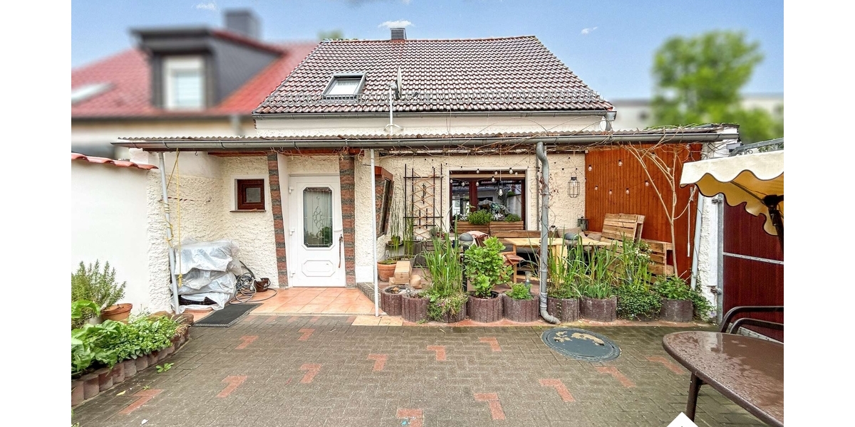 Bezugsfertige Doppelhaushälfte mit Kamin, Terrasse & Garage - Doppelhaushälfte Magdeburg Magdeburg - Ottersleben | Angebot:26624604