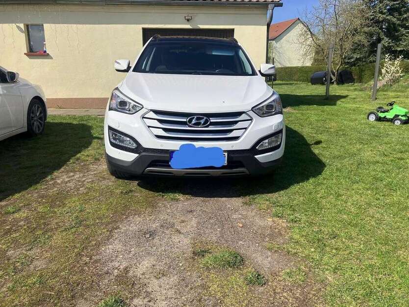 Hyundai SANTA FE 163.000 km 10.500 € Möckern 39279