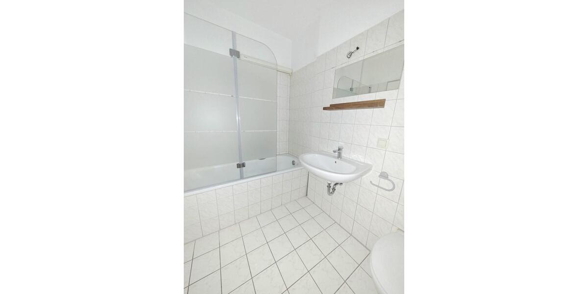 Etagenwohnung Magdeburg Alt Olvenstedt - 3 Zimmer, 67 m&sup2;, 519&euro; | Angebot:25903044