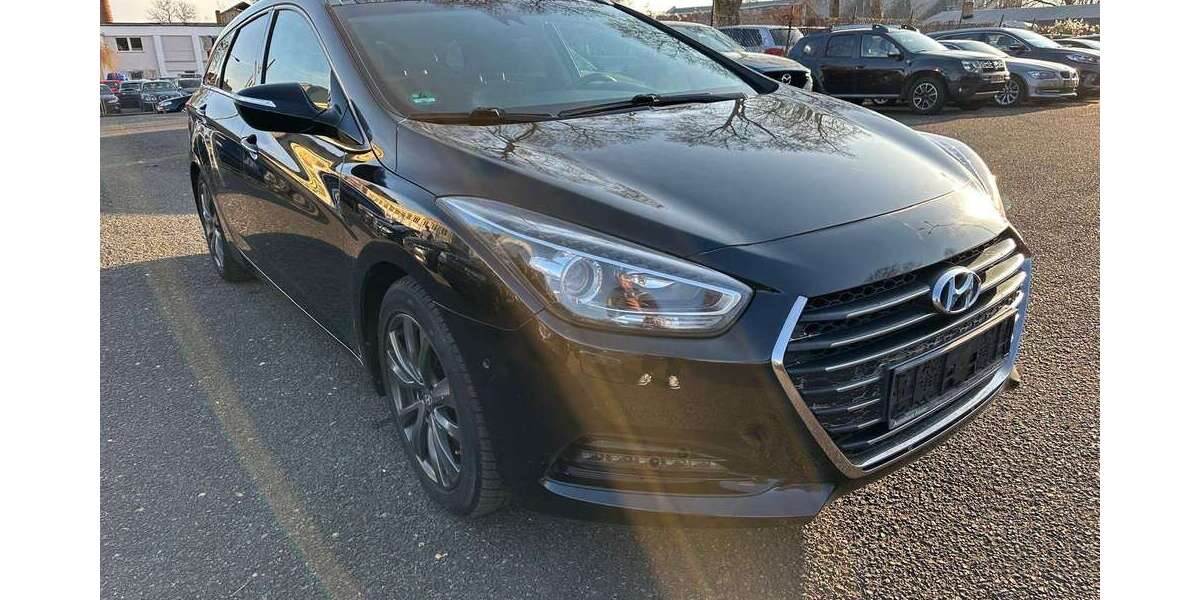 Hyundai i40 170.000 km 8.090 &euro; Magdeburg 39124