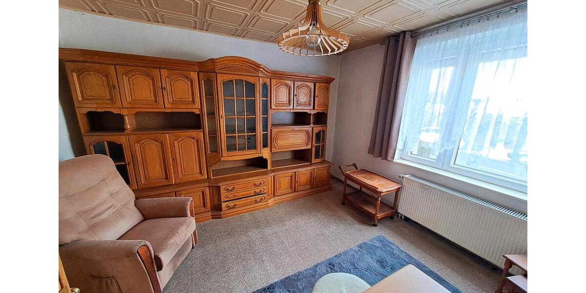 Doppelhaushälfte Wolmirstedt - 6 Zimmer, 120 m&sup2;, 150.000&euro; | Angebot:24839086