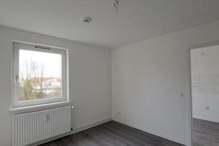 Wohnung Magdeburg Großer Silberberg - 2 Zimmer, 37 m&sup2;, 296&euro; | Angebot:25323690