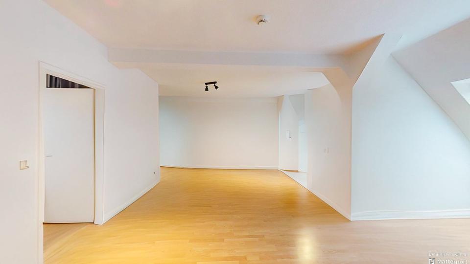 Dachgeschoßwohnung Magdeburg Nordwest - 2 Zimmer, 65 m&sup2;, 117.000&euro; | Angebot:25131361