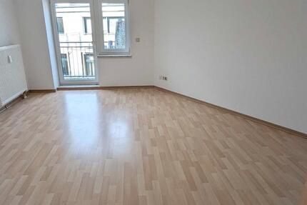 Wohnung Magdeburg Leipziger Straße - 2 Zimmer, 67 m&sup2;, 430&euro; | Angebot:26100528