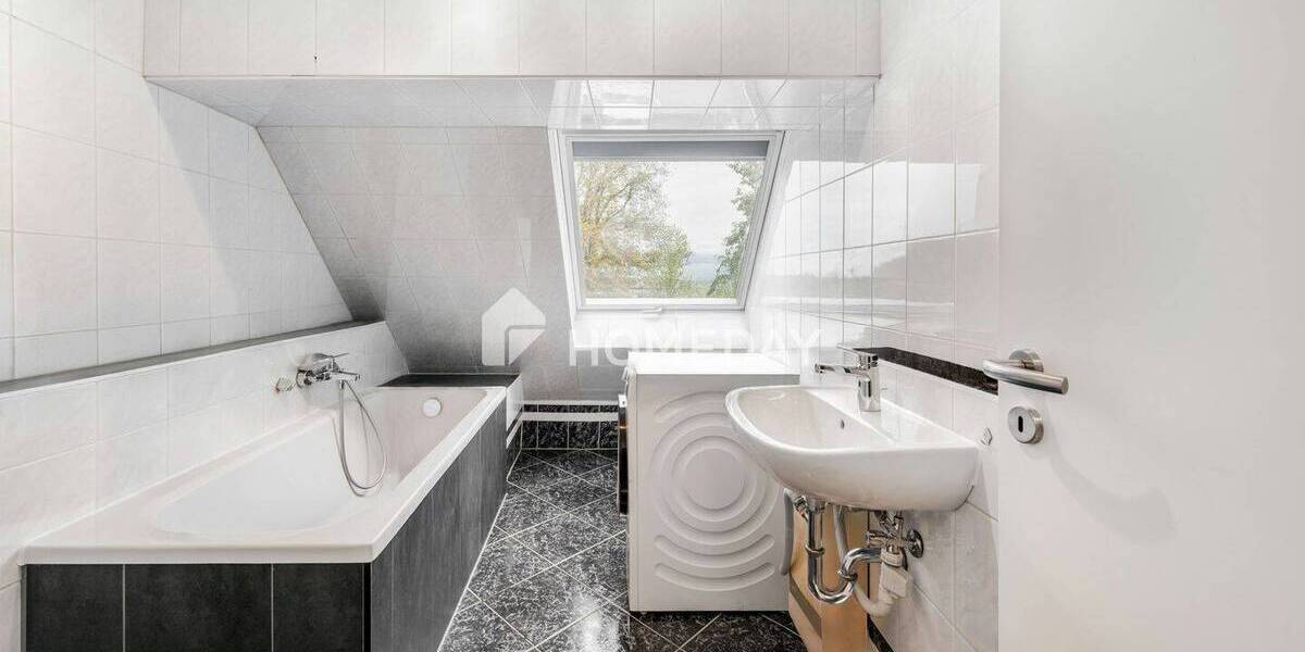 Mehrfamilienhaus, Wohnhaus Burg - 5 Zimmer, 120 m&sup2;, 115.000&euro; | Angebot:25688302