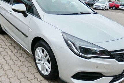 Opel Astra 99.976 km 10.986 € Magdeburg 39120