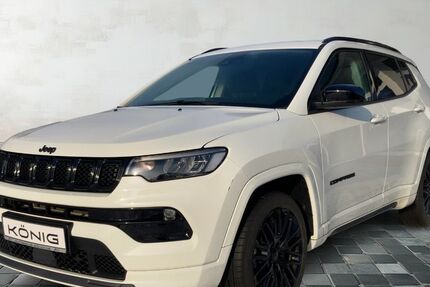Jeep Compass 12.242 km 27.999 &euro; Heyrothsberge 39175