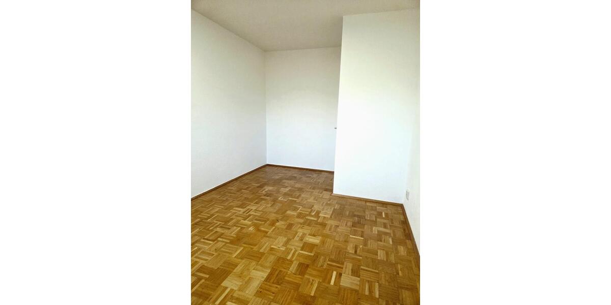 Etagenwohnung Magdeburg Alt Olvenstedt - 3 Zimmer, 67 m&sup2;, 519&euro; | Angebot:25903044