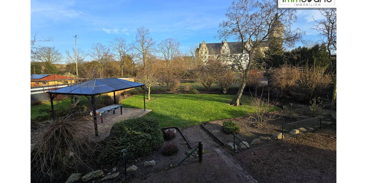 Charmantes Einfamilienhaus mit Schloßblick sucht neue Eigentümer! 4 zimmer