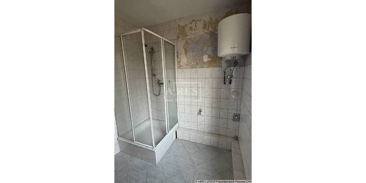 Mehrfamilienhaus, Wohnhaus Hakeborn Hakeborn - 1 Zimmer, 249 m&sup2;, 20.000&euro; | Angebot:25971029