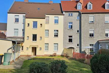 Haus Burg - 16 Zimmer, 306 m&sup2;, 239.000&euro; | Angebot:26749279