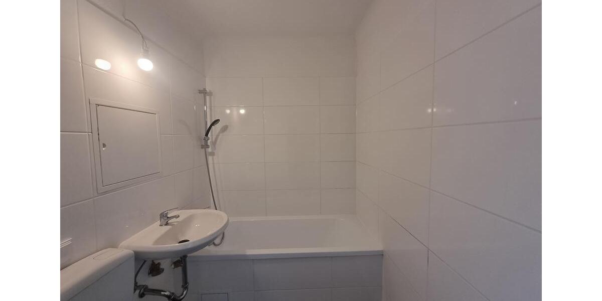 Etagenwohnung Magdeburg Alt Olvenstedt - 3 Zimmer, 68 m&sup2;, 353&euro; | Angebot:26636554