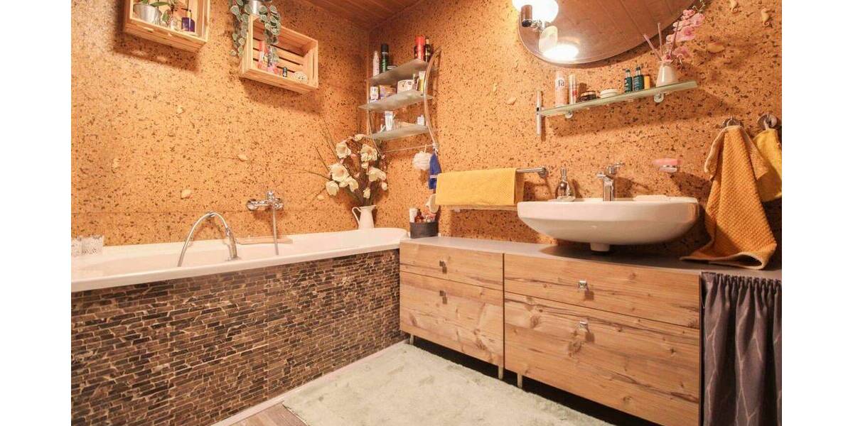 Reihenmittelhaus Calbe - 5 Zimmer, 220 m&sup2;, 113.000&euro; | Angebot:26176324